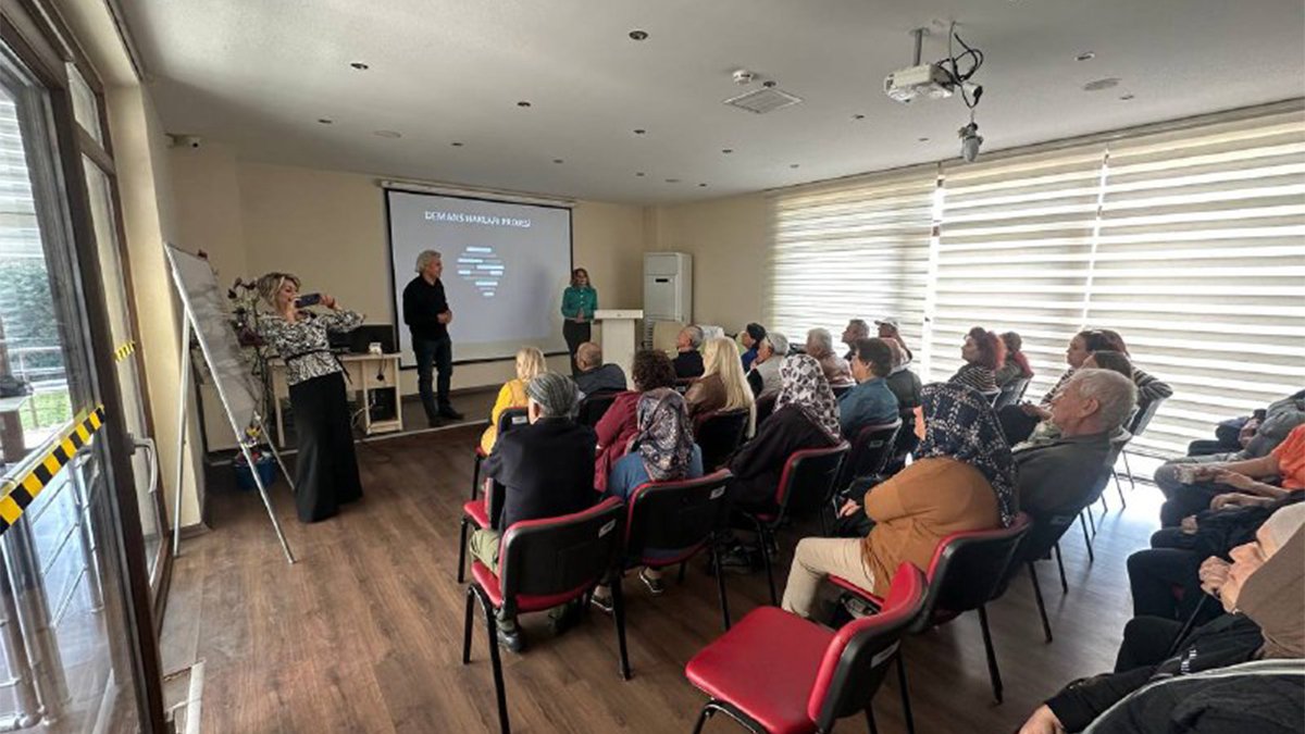 Mavi Ev’de “DemCare” projesi anlatıldı