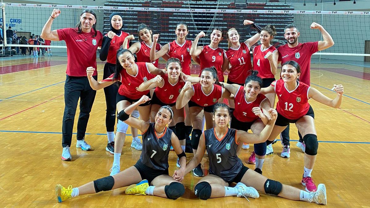 Kadın Voleybol Ligi'nde şampiyon Manavgat Belediyespor