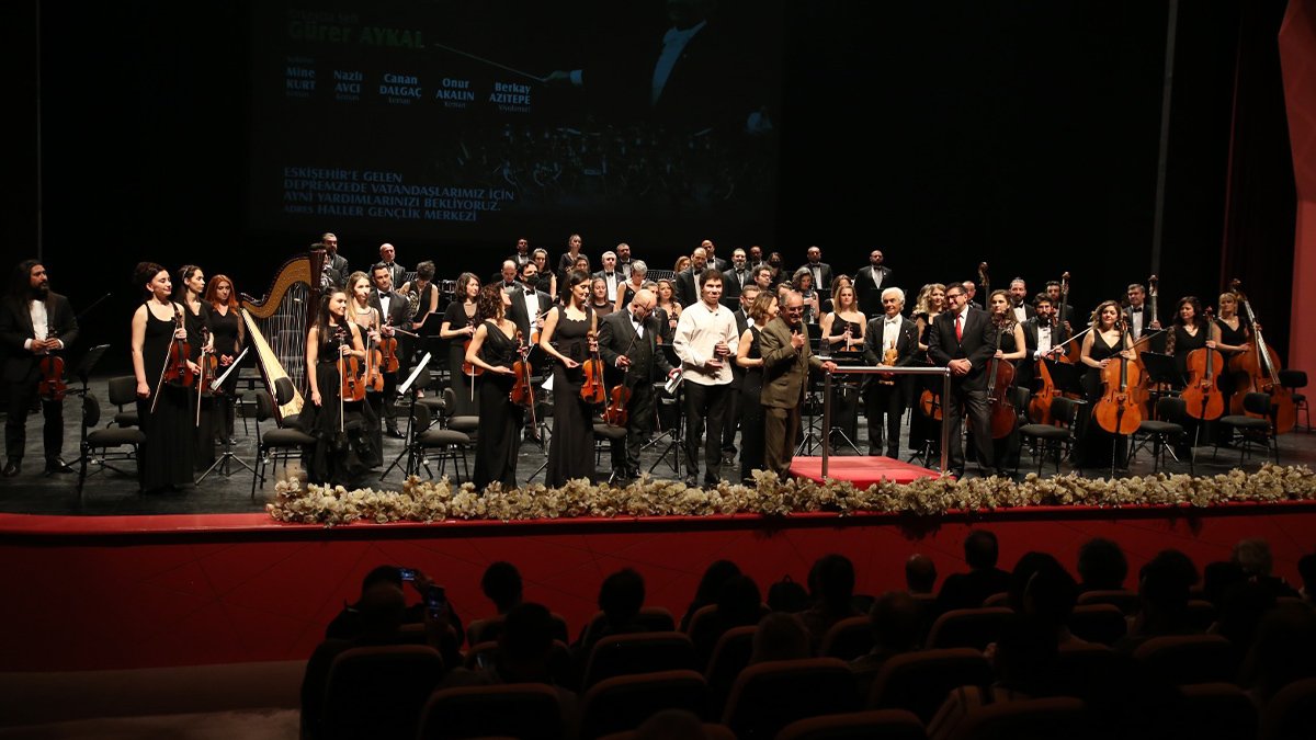 Senfoni orkestrasından görkemli konser