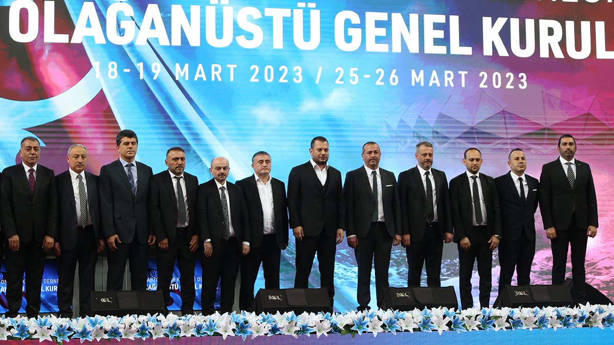 Trabzonsporlu yönetici hakkında skandal iddia! Taraftara da mı saygınız yok?