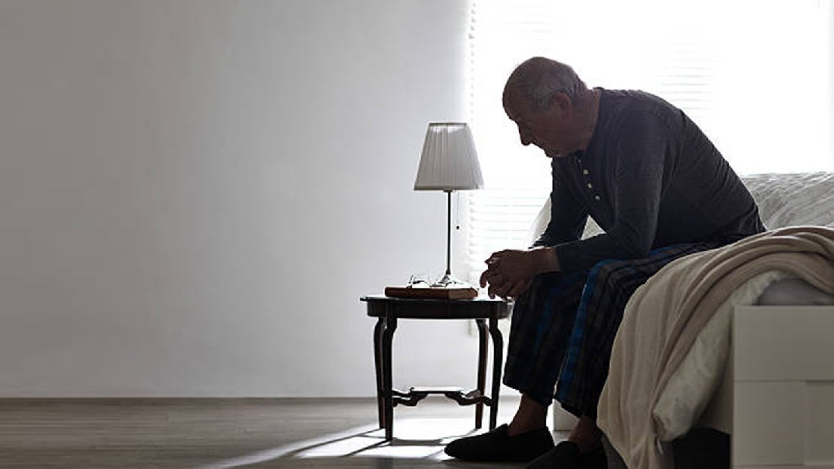 Dul erkeklerle ilgili şoke eden bulgu! Eşini kaybeden erkeklerin yüzde 70'i bir yıl içinde...