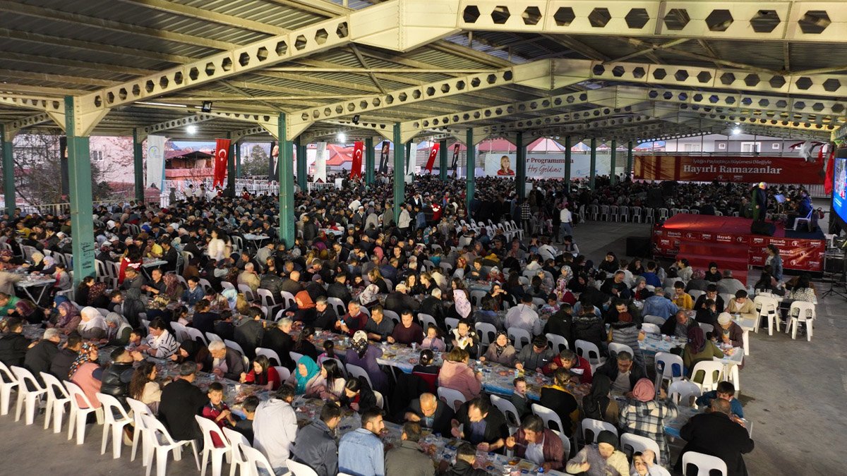 İlbade Mahallesi’nde Ramazan’ın duygusu yaşandı…