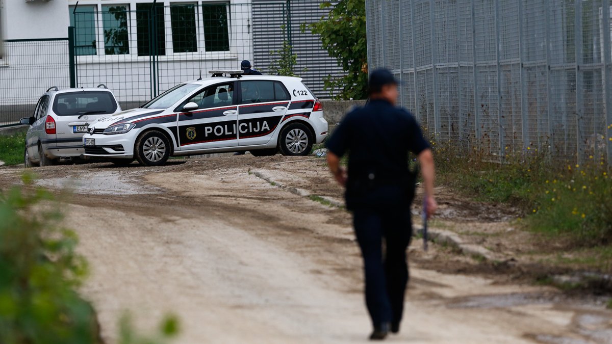 Saraybosna'da bomba alarmı! Eğitime ara verildi