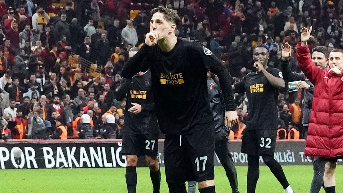 Zaniolo'dan Fenerbahçe için çarpıcı sözler! Erden Timur'dan Türk futboluna kadar her şeyi anlattı