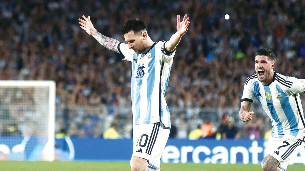 Messi “100’ler kulübü”ne girdi