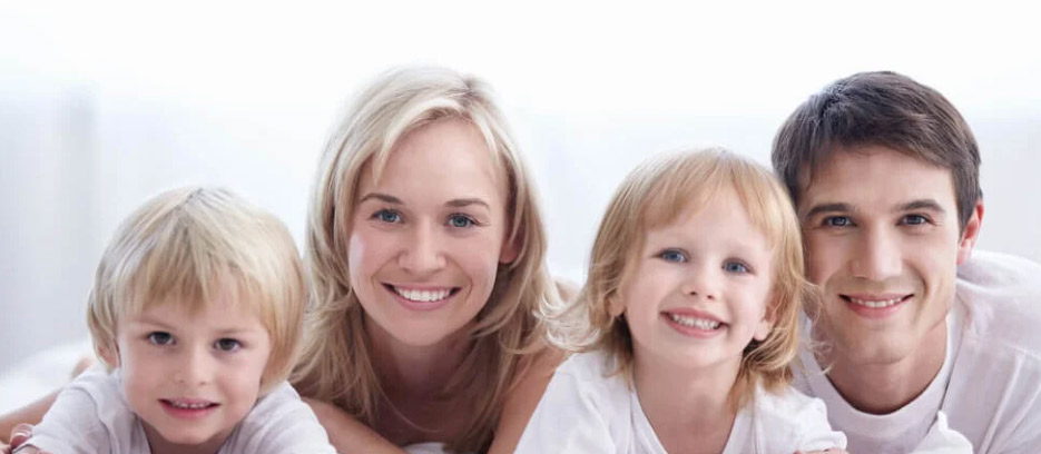 Resmi-sivil anlatı hayat üçgeni ve aileyi korumak