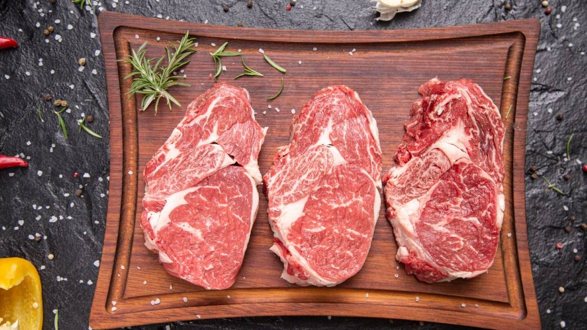 Kırmızı et fiyatları gram altınla yarışıyor! Fiyatı gören gözlerine inanamıyor: Artık çok lüks