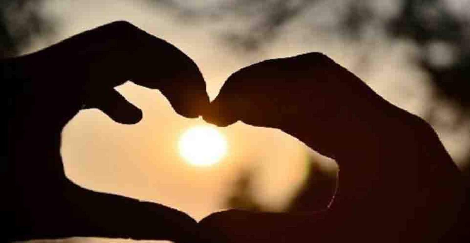 Platonik aşıklar dikkat! Çok hoşlanıyorum ama söyleyemiyorum diyorsanız işte size cevap! Bu yöntemlerle aşkınızı haykırın