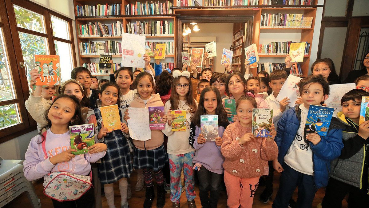 Kütüphane Haftası’nda Konaklı çocuklardan örnek davranış