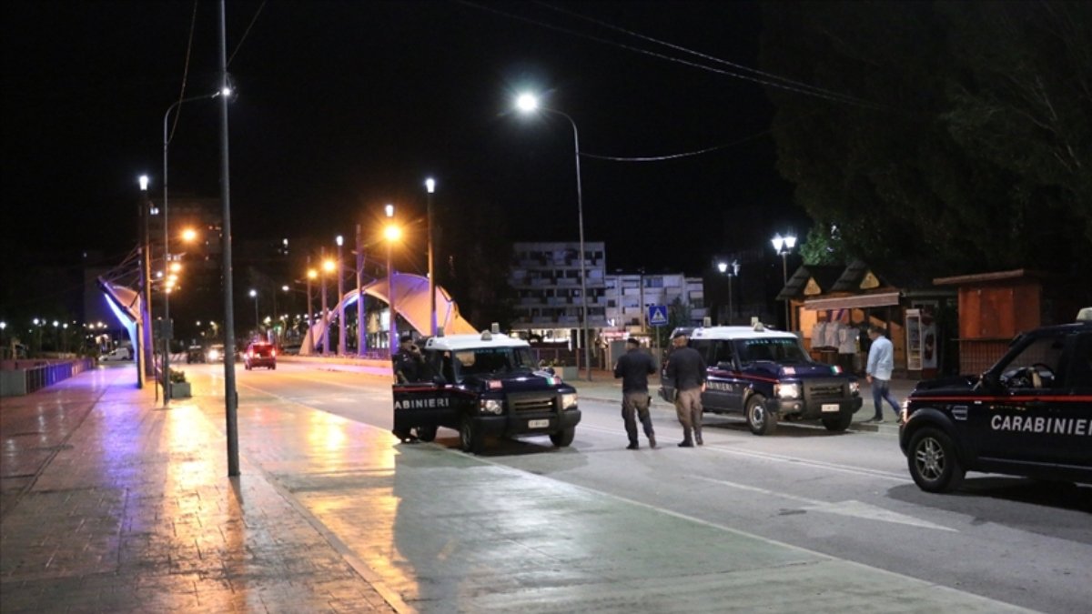 Balkanlarda şiddet dinmiyor: ‘Kosova plakası’ alan 5 araç kundaklandı