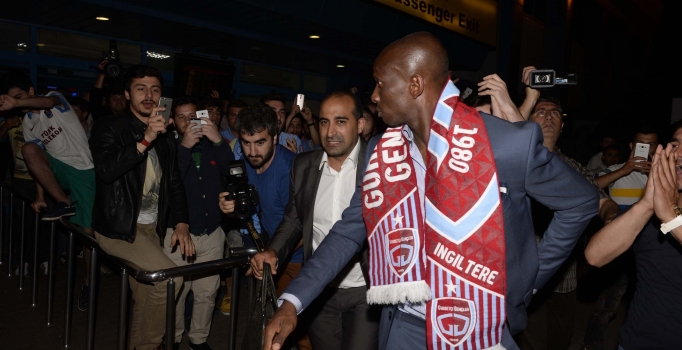 Trabzonspor'dan Mbia için en net açıklama geldi
