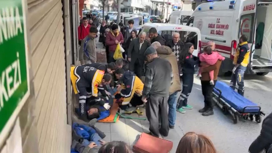 İki kişi teknisyen bebekli kadının üstüne düştü