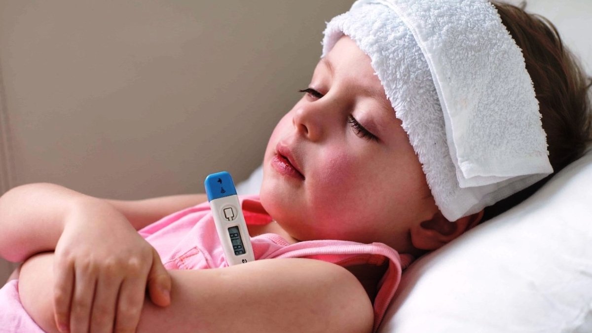 Evde çocuğun ateşi nasıl düşürülür?