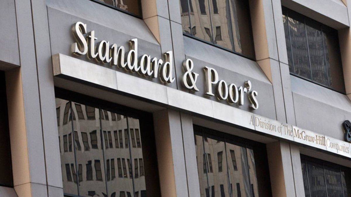 S&P, Türkiye'nin kredi notunu revize etti: Görünüm negatif