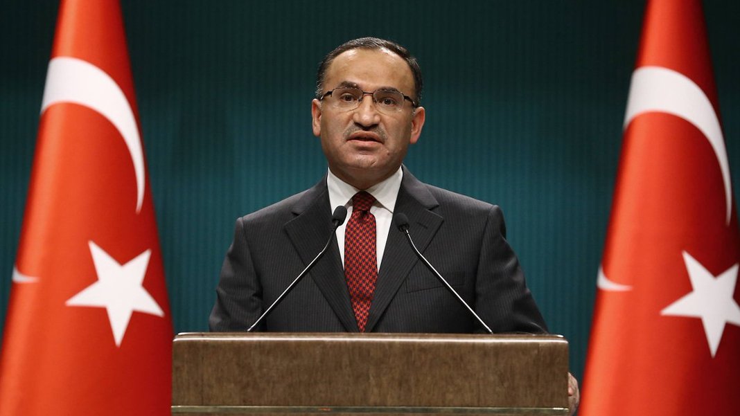 Bekir Bozdağ: Akşener’i Cumhurbaşkanımızdan özür dilemeye davet ediyorum