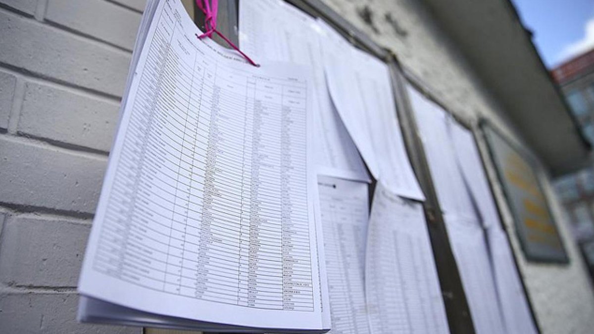 Seçmen listeleri bugün askıdan iniyor