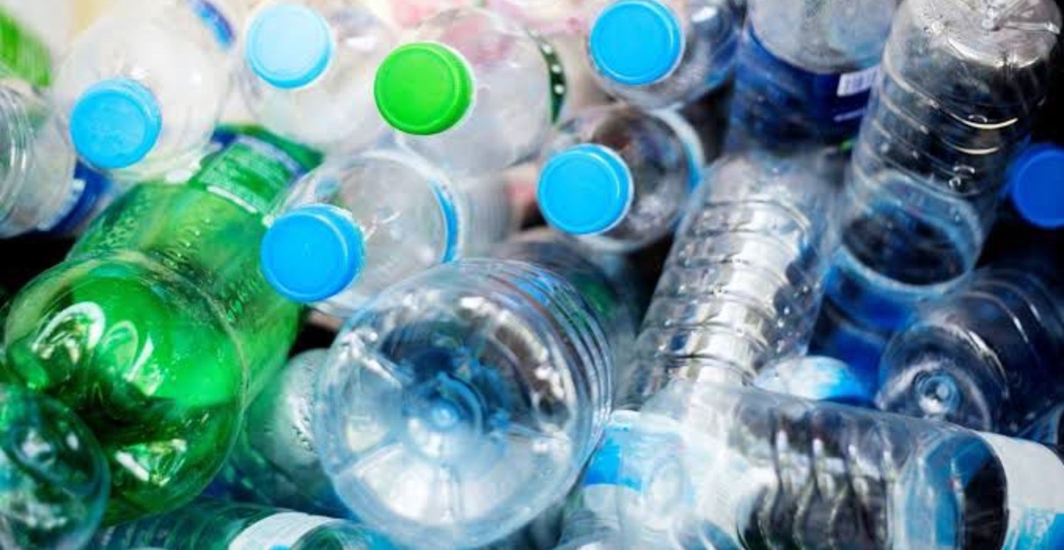 Boş pet şişeleri sakın çöpe atmayın! Artık üstüne para verilecek: O tarihte başlıyor