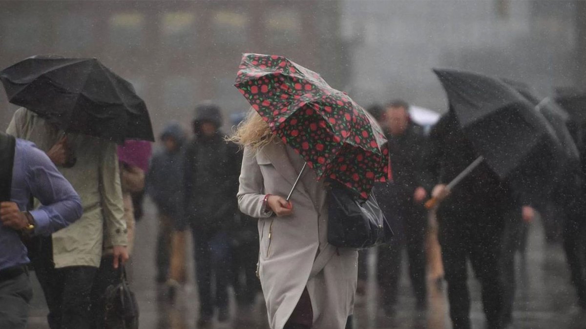 Meteorolojiden 41 il için 'sarı' ve 'turuncu' uyarı: Fırtına, toz taşınımı, kuvvetli sağanak...