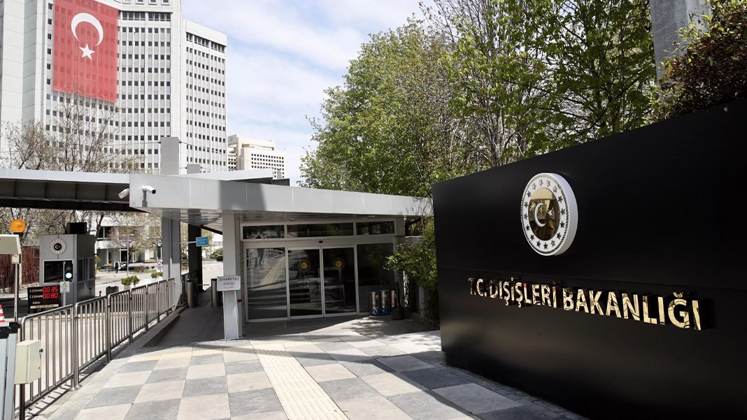 Dışişleri Bakanlığı'ndan Mescid-i Aksa baskınına tepki