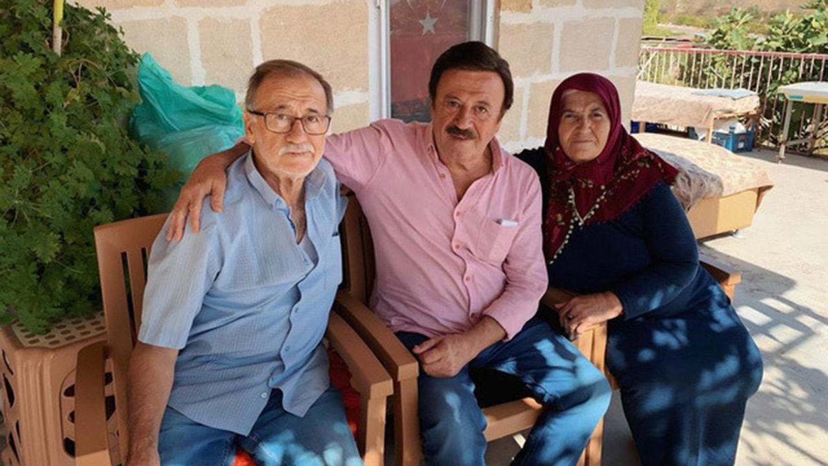 Ünlü şarkıcı Selami Şahin'in acı günü