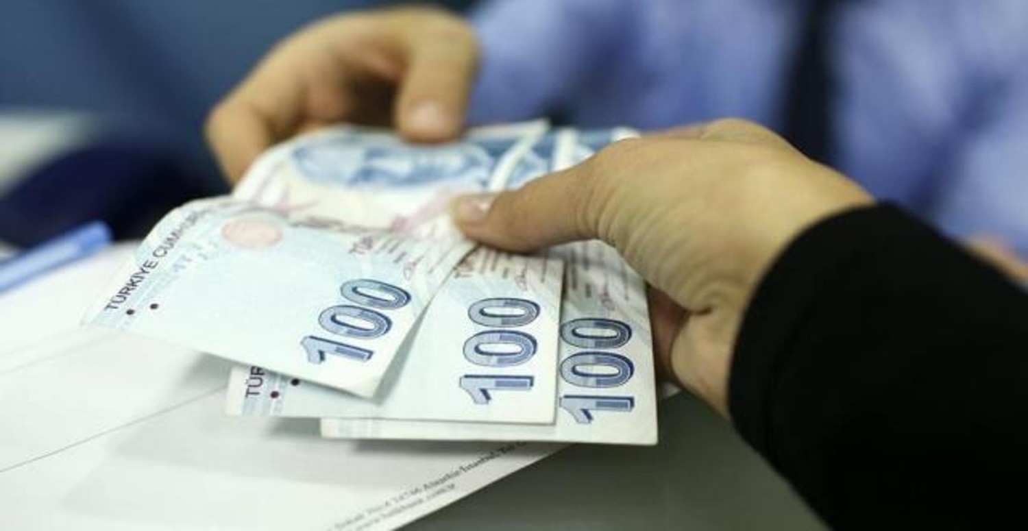 Borçların kökünü kazayacak SGK 7440 ekranı açıldı! Son tarihi kaçıran dizlerini dövecek: Borcu olanlar aman dikkat!