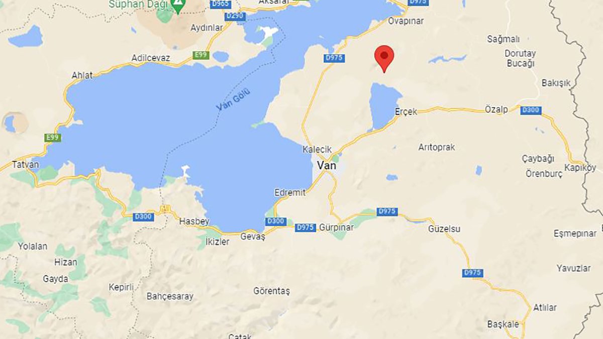 Van'da korkutan deprem | Son depremler