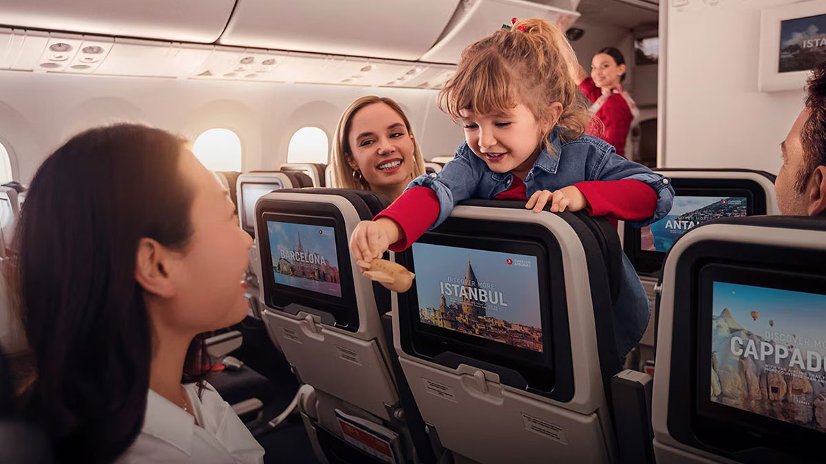 Uçaklardaki o yasak kalkıyor! Yıllardır bekleniyordu, THY resmen duyurdu: Artık serbest