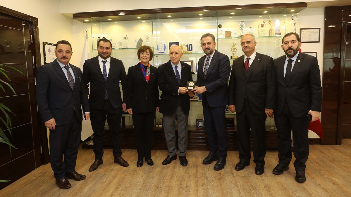 Yaşar, Türkiye Kent Konseyleri Birliği yönetimini ağırladı