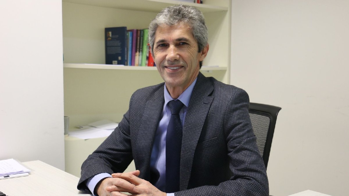 Prof. Dr. İrvan: Kamuoyu araştırma şirketleri hesap verebilmeli