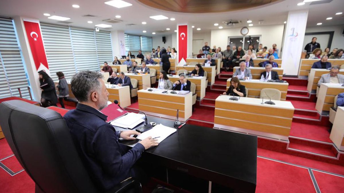 Bayraklı’nın faaliyetlerine onay