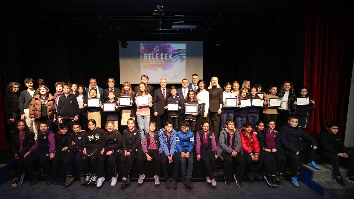 Çocuklar hayallerindeki kenti çizdiler