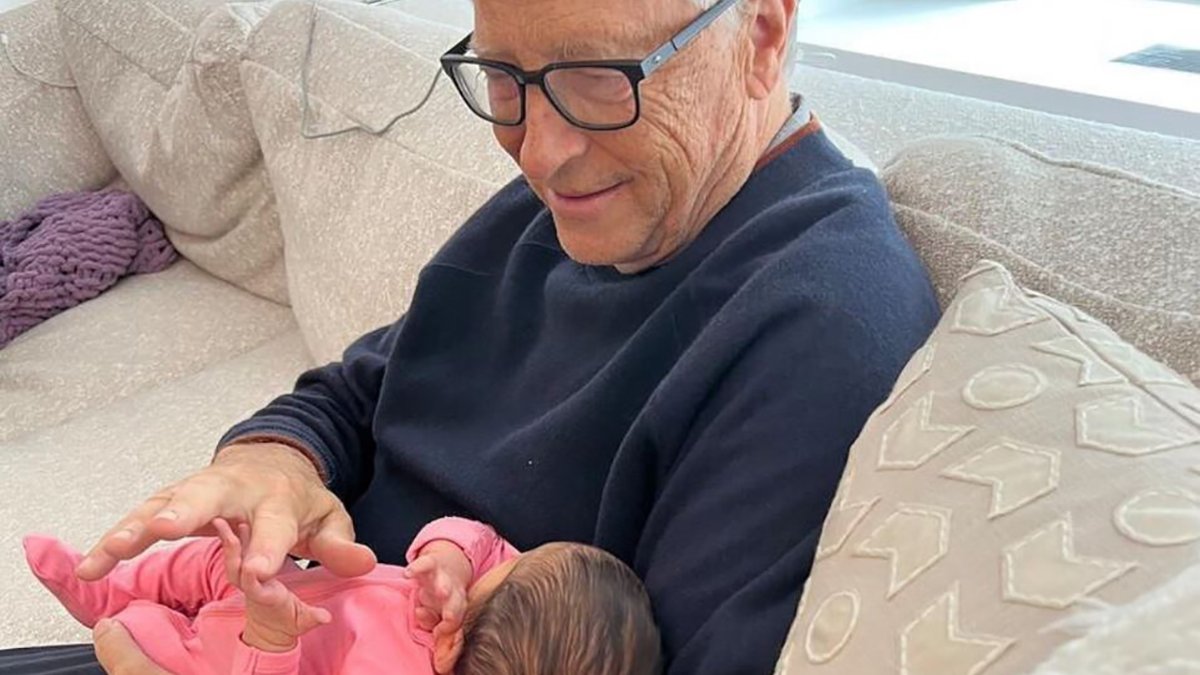 Bill Gates torunuyla ilk fotoğrafını paylaştı: Sabırsızlanıyorum
