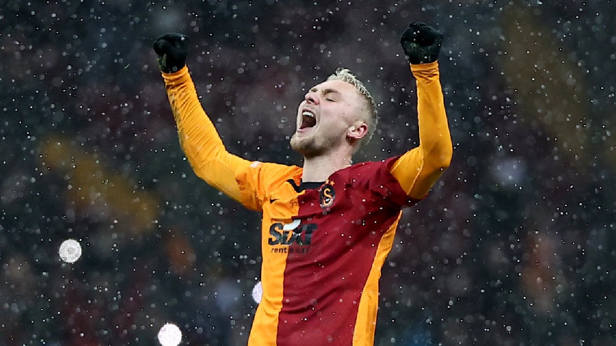 Herkes Nelsson'u istiyor