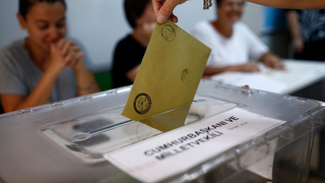 Aday listelerinin YSK'ya sunulması için yarın son gün