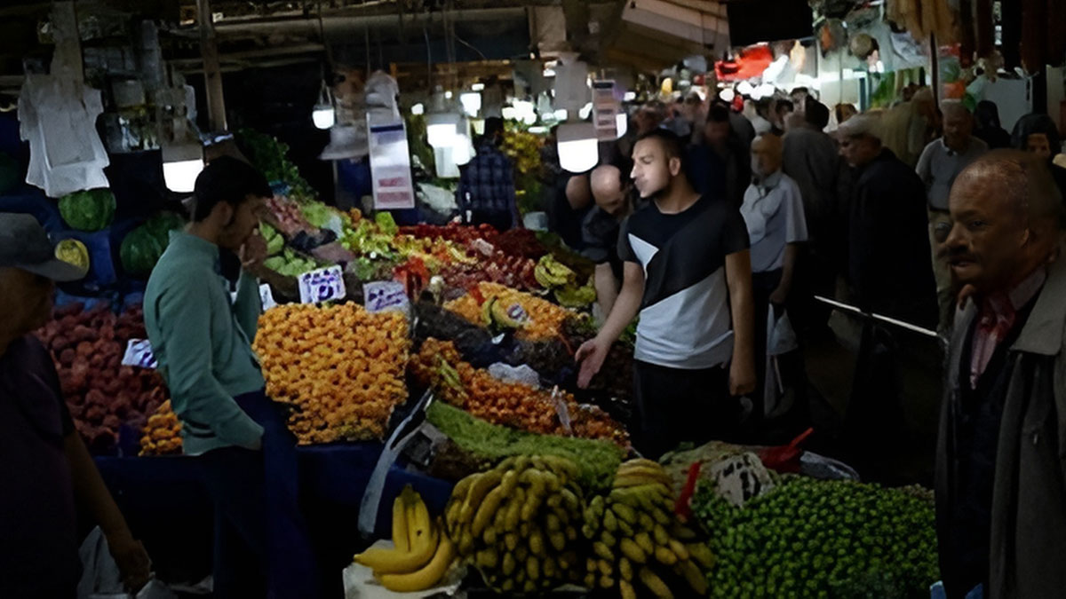 Vatandaşa büyük şok: Dünyada düşüyor, Türkiye'de uçuyor! Sorumlulara tepkiler artıyor