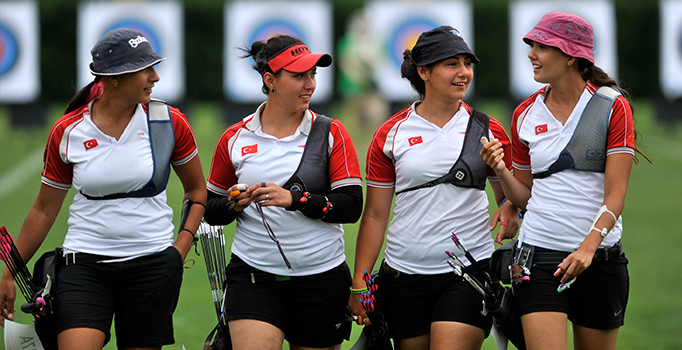 Milli okçular 2 altın ve 1 gümüş madalya kazandı