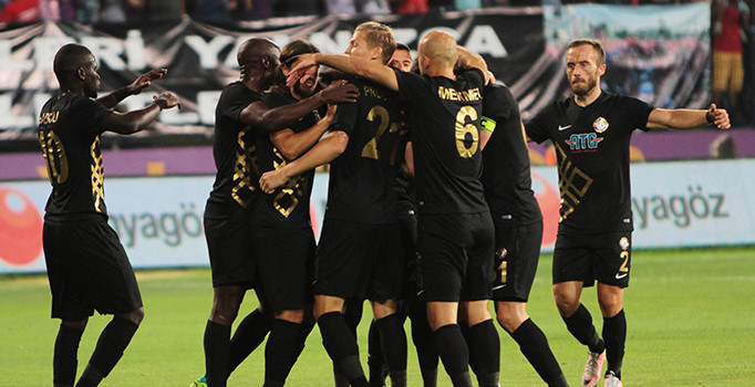 Osmanlıspor Avrupa'da turladı