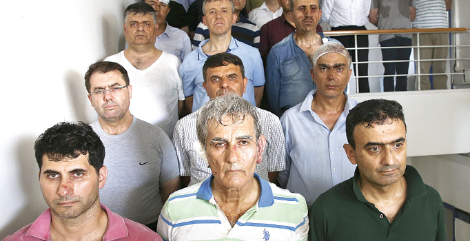 Mete Yarar kalleş kalkışmayı anlattı: İki gün önce toplandılar hesaplarını boşalttılar