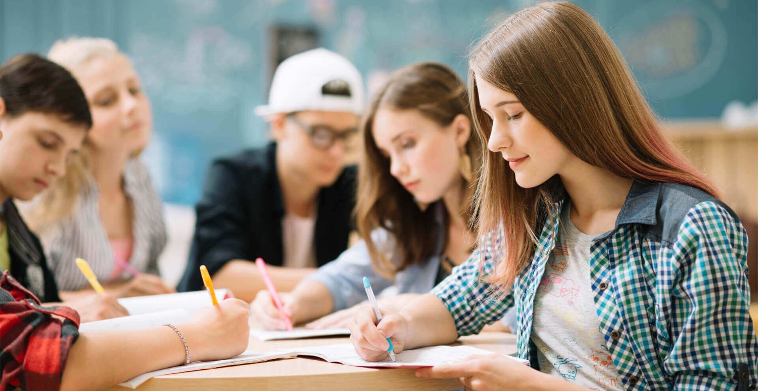 6-25 yaş arası gençlere müjde! Cumhurbaşkanı açıkladı: Öğrencilerin cebine 1000 TL bayram harçlığı koyulacak!