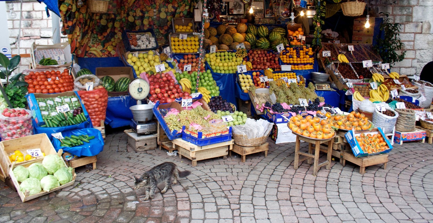 Yemeklerin olmazsa olmazının kilosu 100 TL oldu! Soğanı, domatesi solda sıfır bıraktı: Yemeklerin tadı tuzu kaçacak!