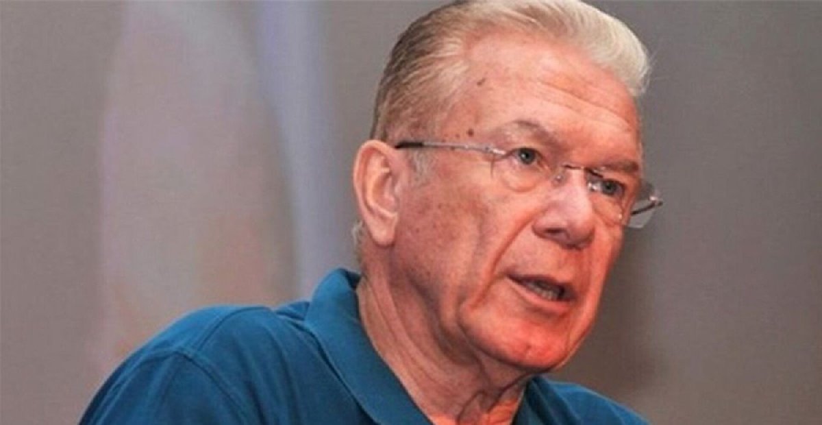 TV100 ile yollarını ayıran Uğur Dündar'ın yeni adresi belli oldu! 'Ben Uğur geliyorum' diyerek duyurdu!