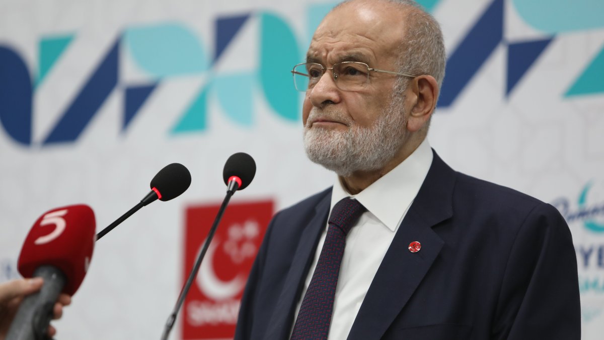 Karamollaoğlu: Şahsiyetli dış politika ile İslam alemini aktif hale getireceğiz