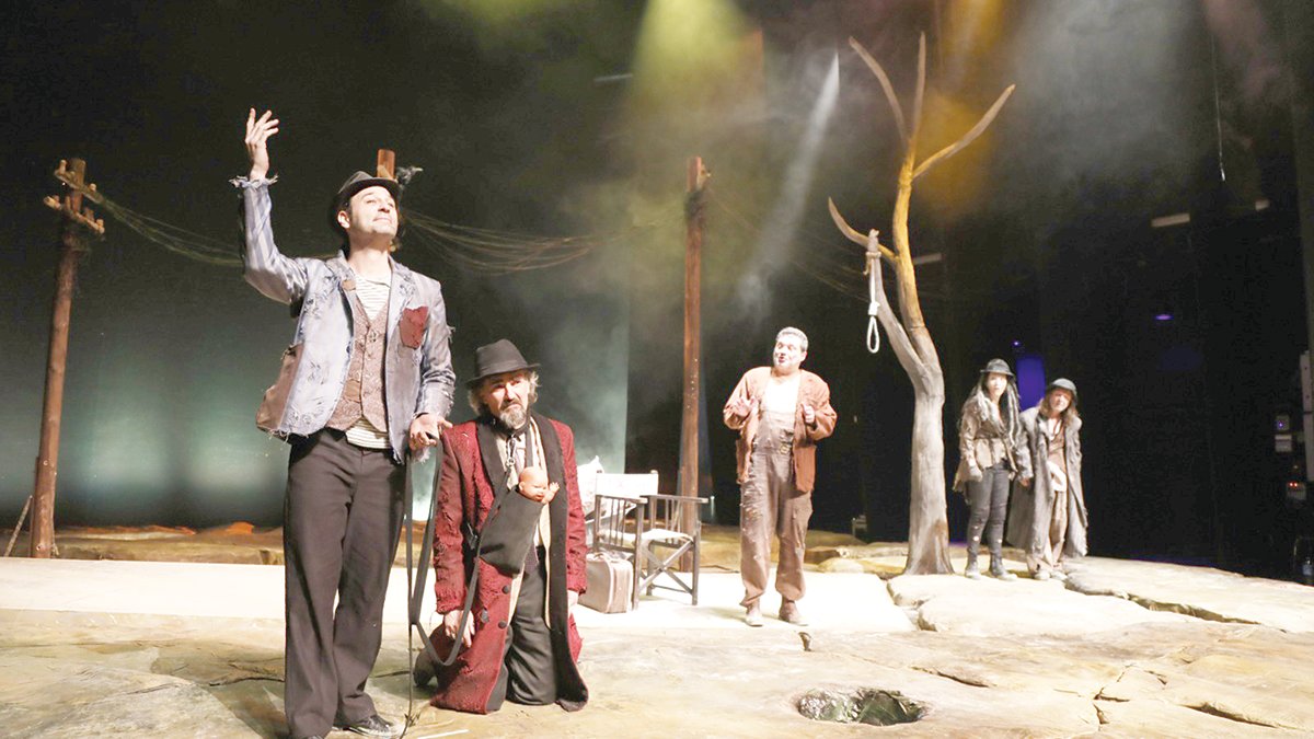 İnsanın çelişkileri Hamlet’le sahnede