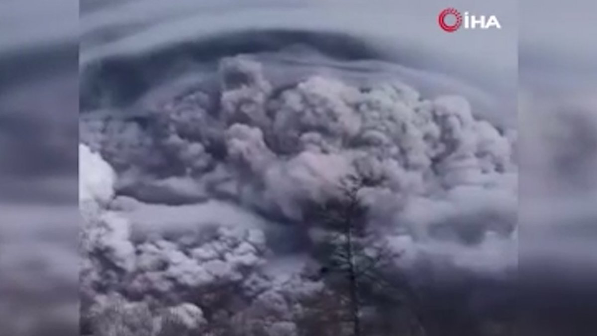 Rusya'da yanardağı patladı, hayat durma noktasına geldi: Son 60 yılın en büyüğü