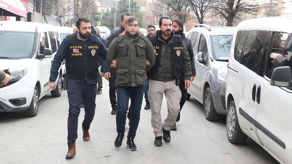 Tuğçe'nin katilinden akılalmaz savunma: Vedalaşmaya giderken yanıma ekmek bıçağı aldım