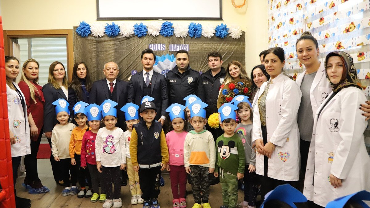 Kartallı kreş öğrencileri polislerle buluştu