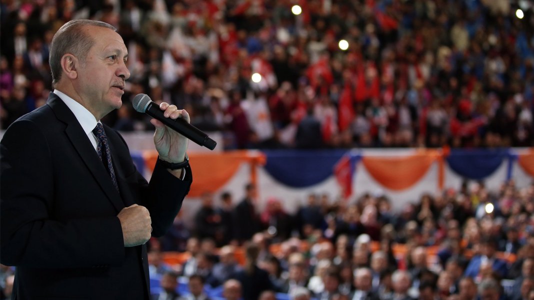 Rawest Araştırma son anketi paylaştı: AK Parti'de 10 puanlık düşüş