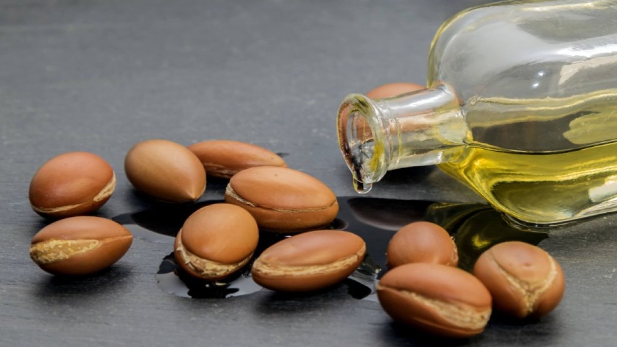 Argan Yağı Faydaları: Saç ve Cilt İçin En İyi Doğal Tedavi