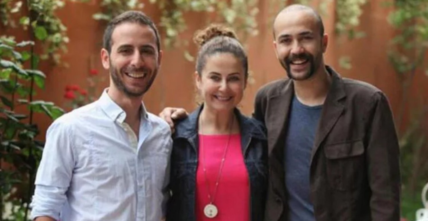 Tetikçinin Oğlu dizisinin Sarp'ı bakın kimin kardeşi çıktı! Kaya Akkaya'nın kardeşi meğer kendinden de ünlüymüş!