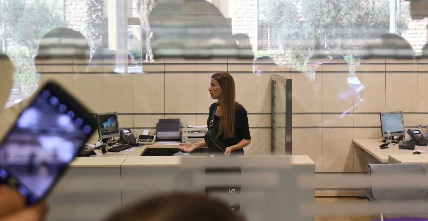 Bu isimler milletvekili seçilemeyecek! Resmi Gazete'de tek tek yayımlandı: O isimler liste dışı kaldı